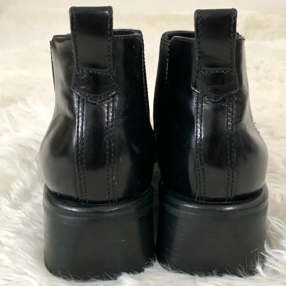 Cole Haan Flex boots men's size 7, women's 8.5 narrow